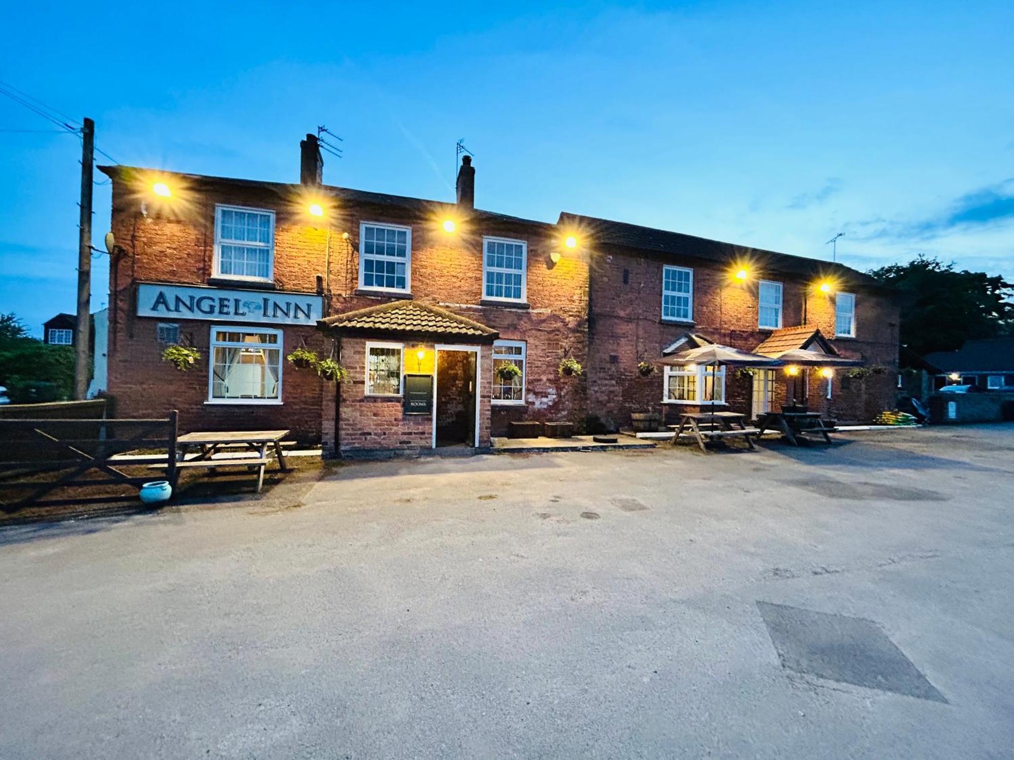 Angel Inn Misson Dış mekan fotoğraf